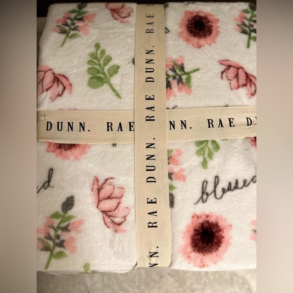Rae Dunn Bedding Rae Dunn Blessed Spring Floral Queen Blanket